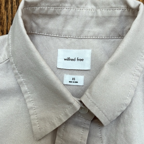 Aritzia Wilfred Free Button Down Shirt - Picture 2 of 6